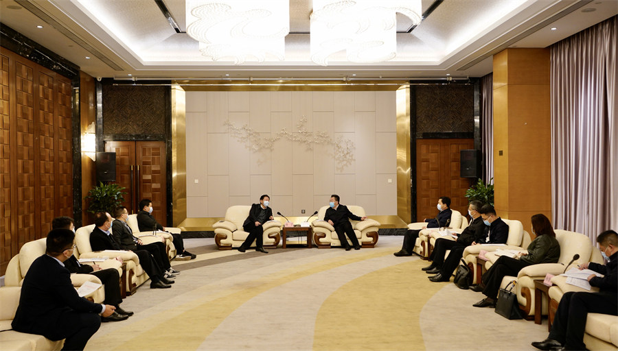 省AG真人娱乐集团党委书记、董事长任丁率队赴南充调研